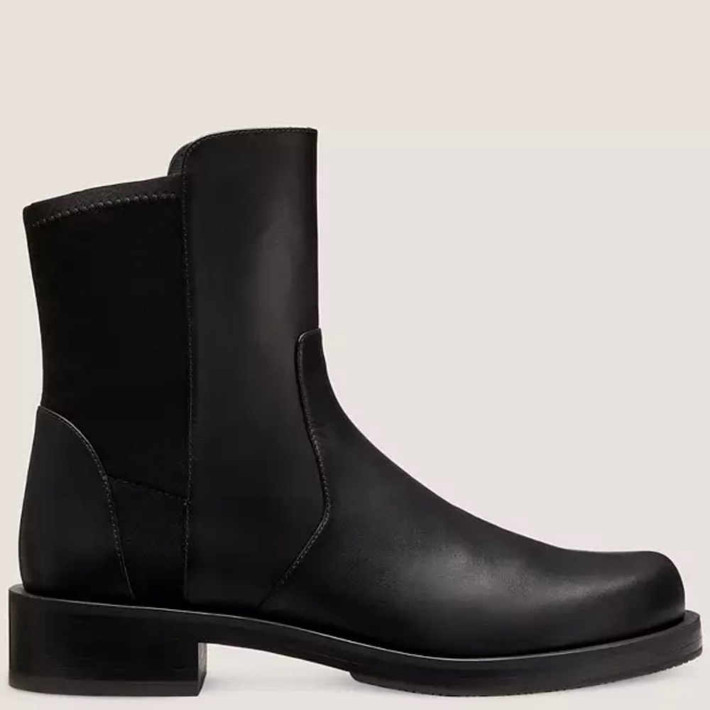 Stuart Weitzman 5050 Booties
